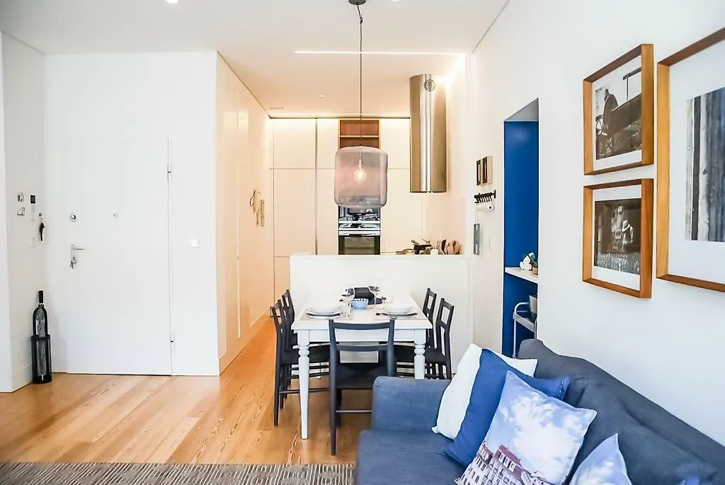 Luxury And Beautiful Apartment In Chiado Lisboa